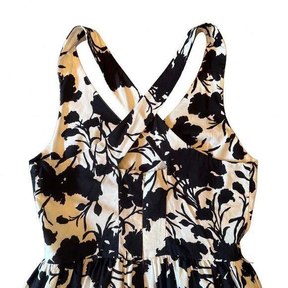 ELLE Black White Floral Fit & Flare Crossback Dress Size 4 769S - Picture 9 of 9
